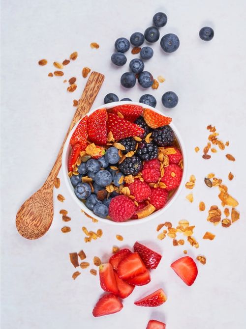 Smoothie bowl with granola and berries