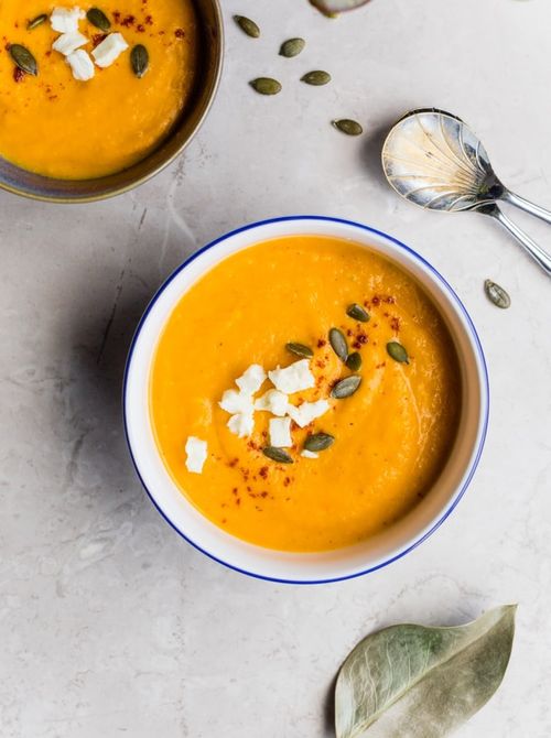 Vegan pumpkin soup with tofu